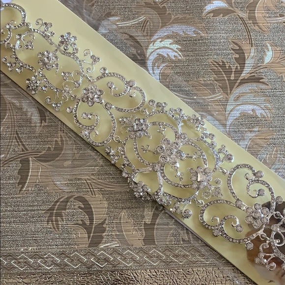 Bridal Crystal Accessory Belt or Headband - Picture 3 of 5